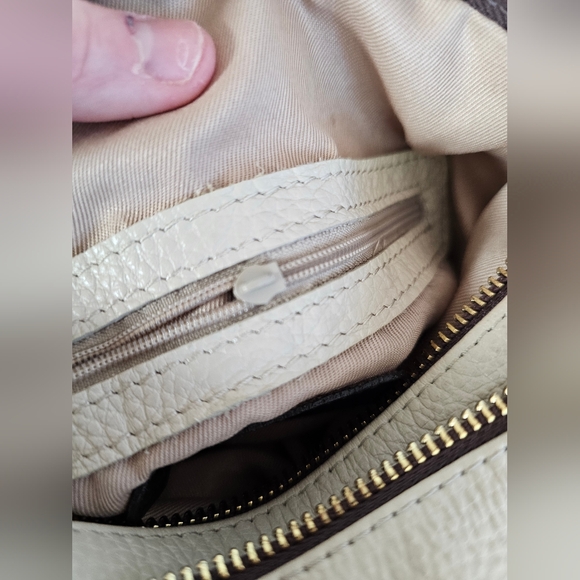 Valentina Genuine Italian Leather Bucket Purse/Backpack - Picture 14 of 16